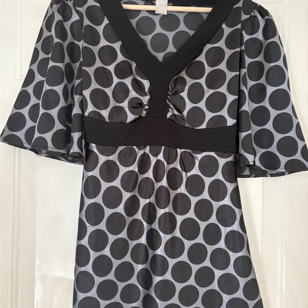 Chic Black and Gray Polka Dot blouse